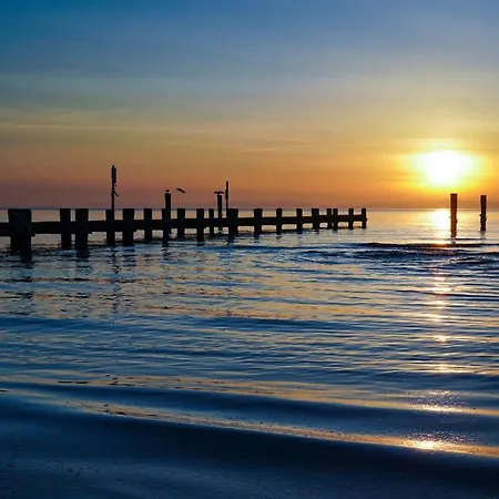 Strand Bude Lubeck Exterior photo